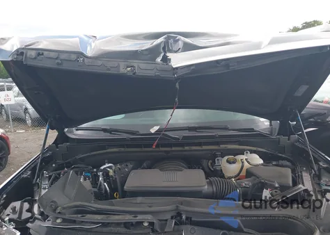 2025 GMC Yukon Xl 4Wd Denali z USA, uszkodzony, nr VIN 1GKS2JRL9SR192737